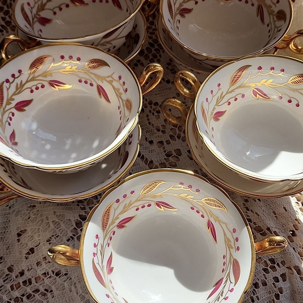 Rare Shelley Fine Bone China Double Handled Cream Soup Bowls  Pink Berry Vine